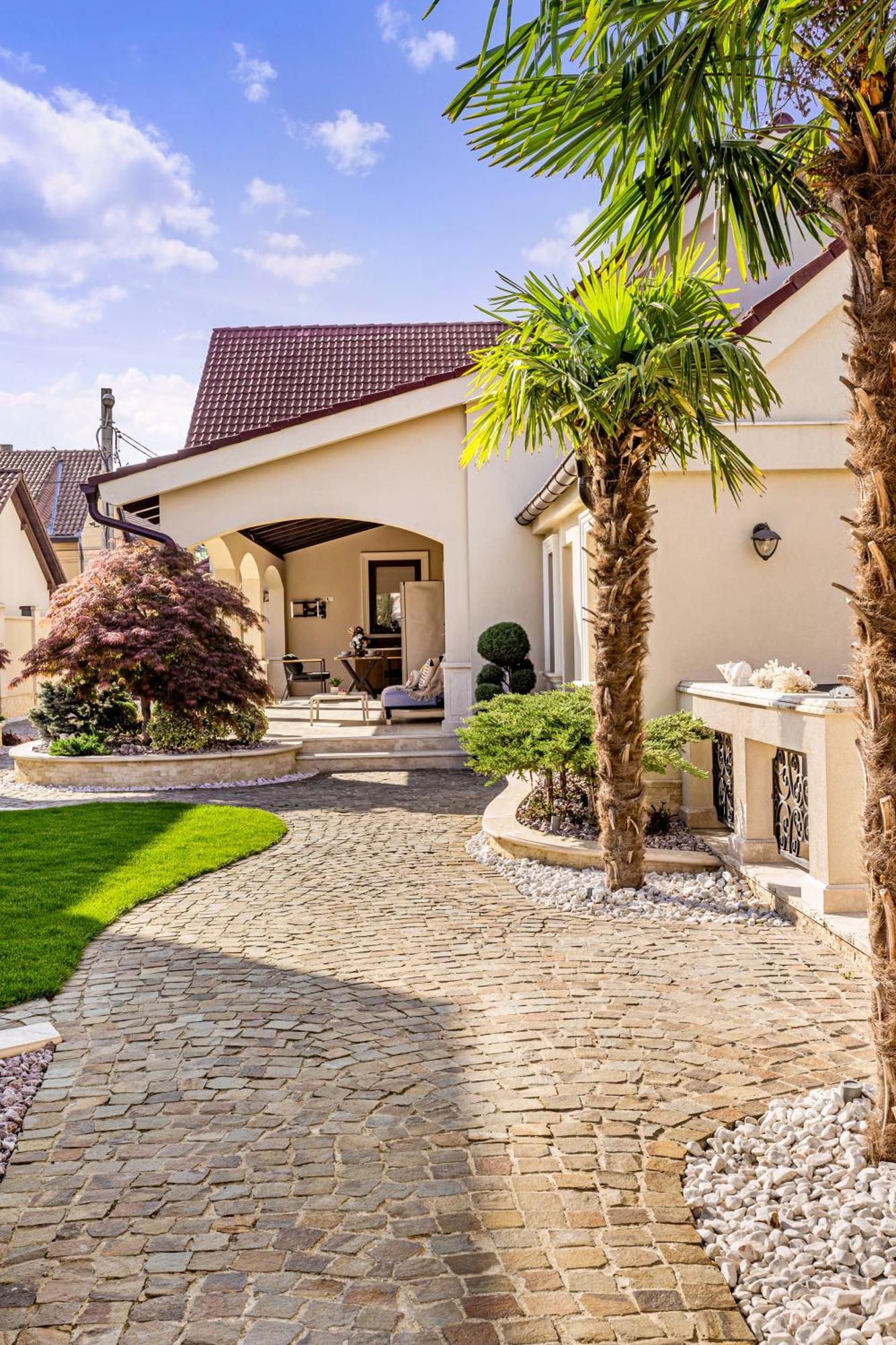Sika Palladium Garden & Spa Central Apartment Arad Exterior foto