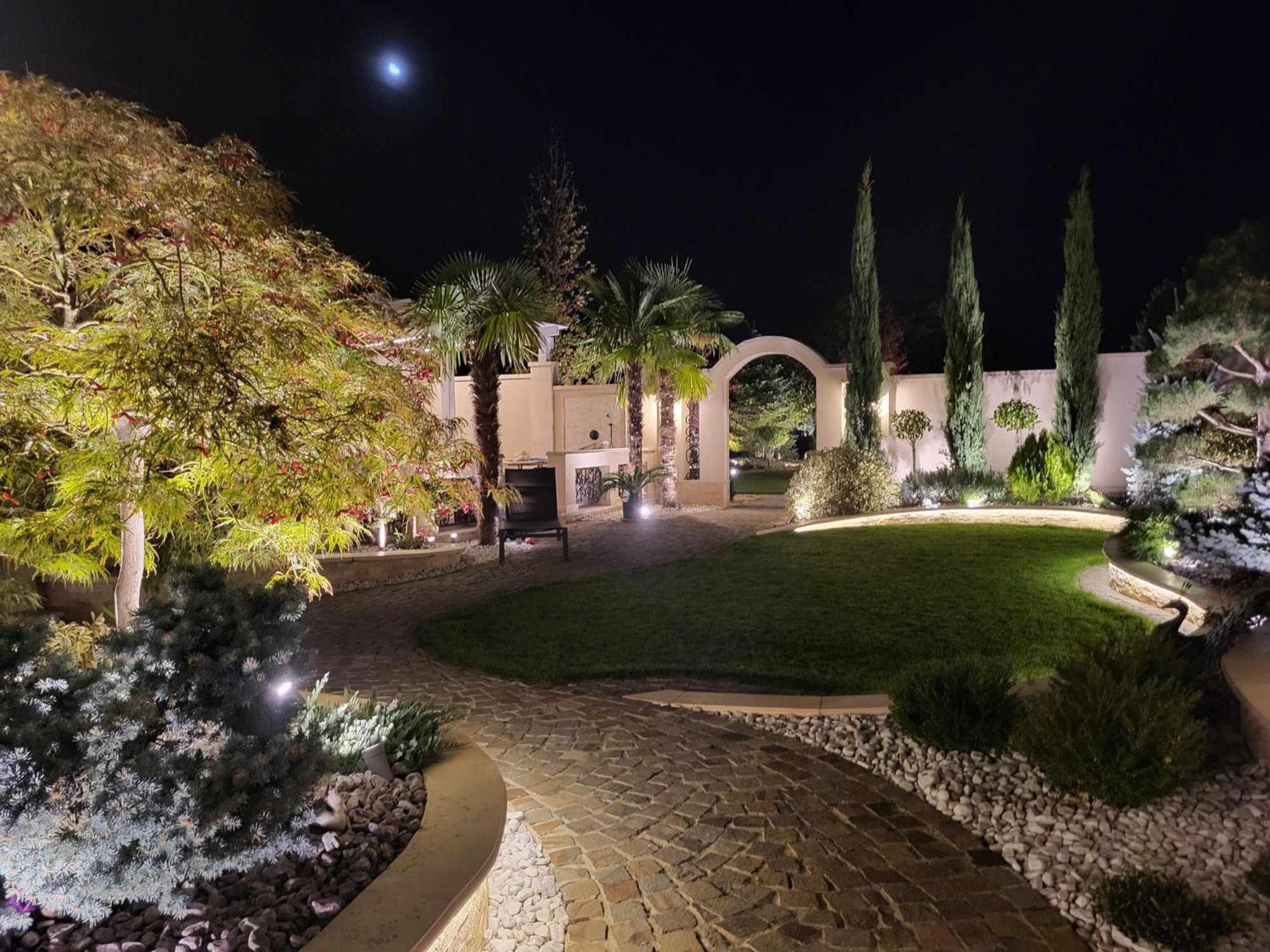 Sika Palladium Garden & Spa Central Apartment Arad Exterior foto